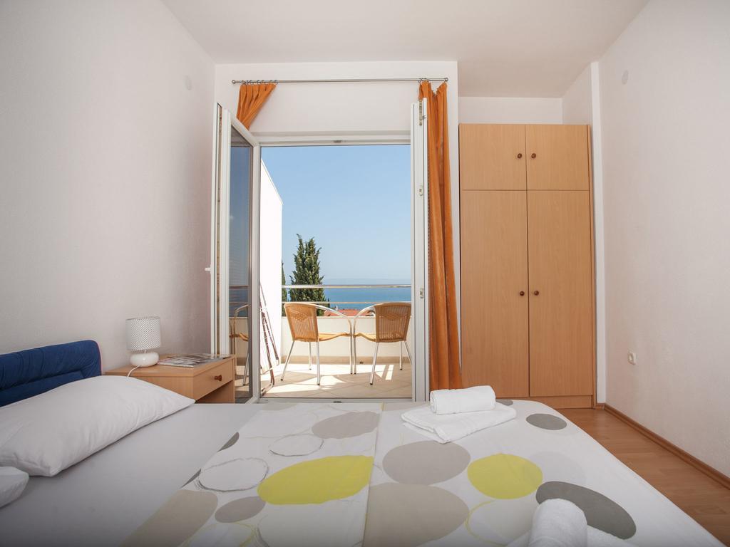 Apartments Kairos Seget Vranjica Bagian luar foto
